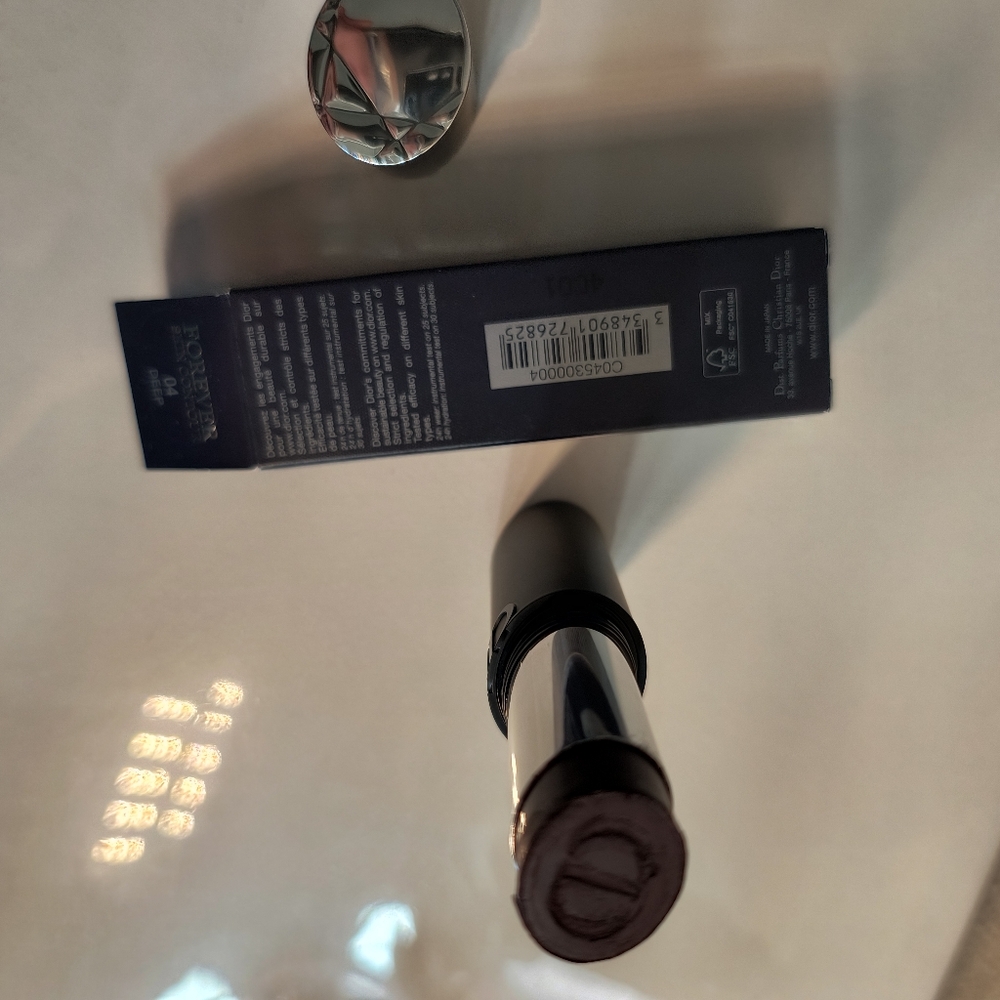 Dior skin contour stick 04 deep
